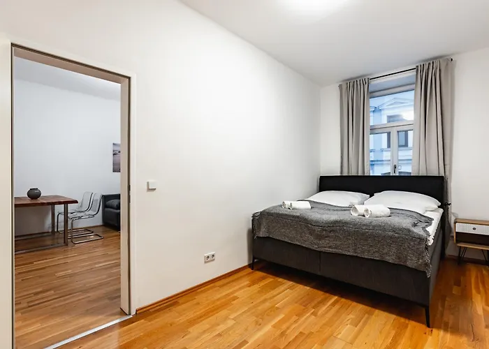 Spacious 3-room Apt. 15 Min To The Center Apartmán