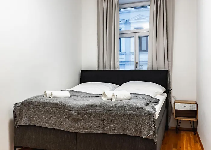 Spacious 3-room Apt. 15 Min To The Center Apartmán