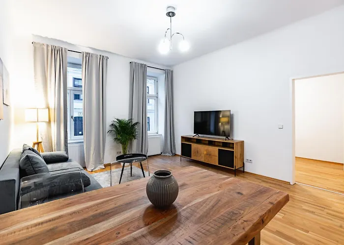 Apartmán Spacious 3-room Apt. 15 Min To The Center *