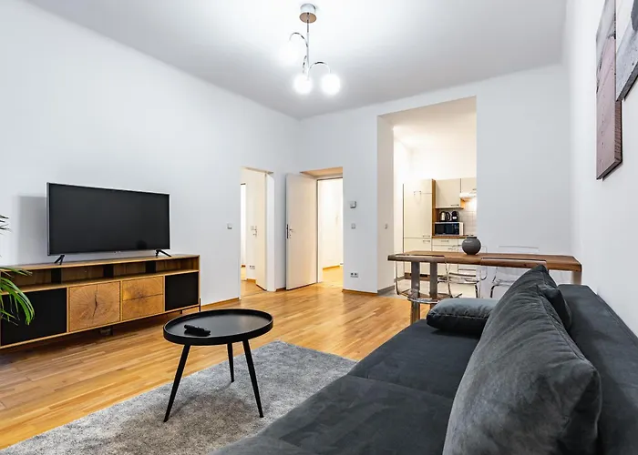 Spacious 3-room Apt. 15 Min To The Center Apartmán *